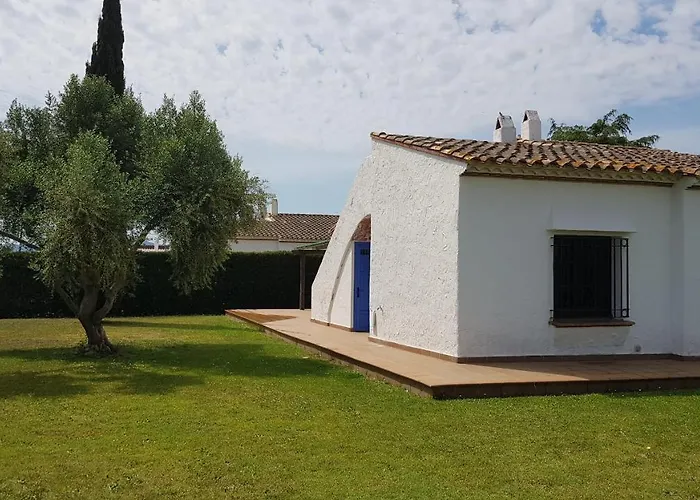 Acacies 25 Hébergement de vacances *